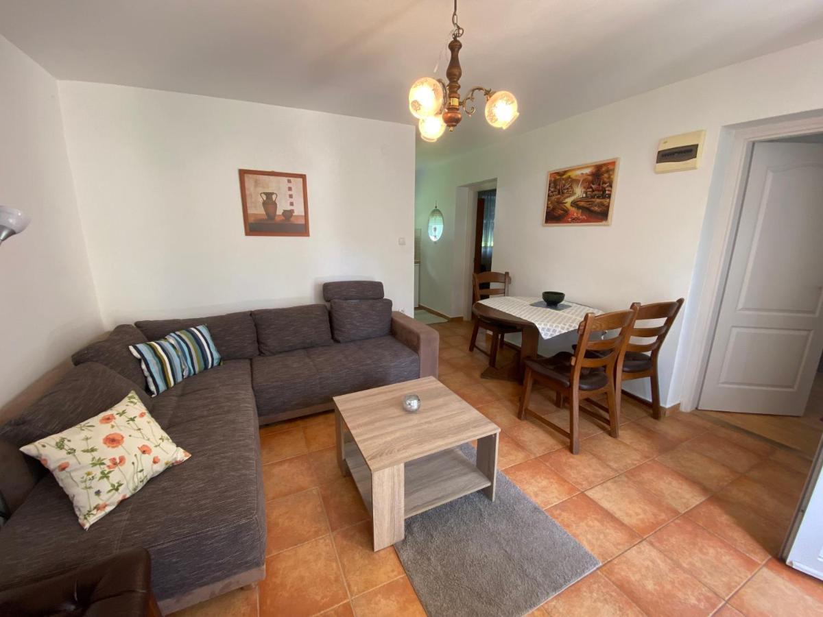 Elvira Apartman Zalakaros Exterior foto